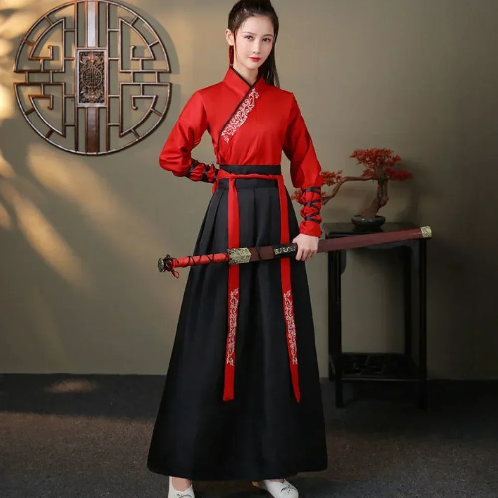 Moderne Hanfu Vrouwen Top Rok  - Vintage Fashion Style Men recensie en prijs